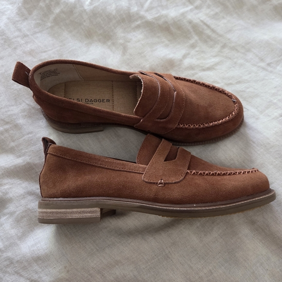 Kelsi Dagger Tan Suede Shoes NWOB - Picture 1 of 5